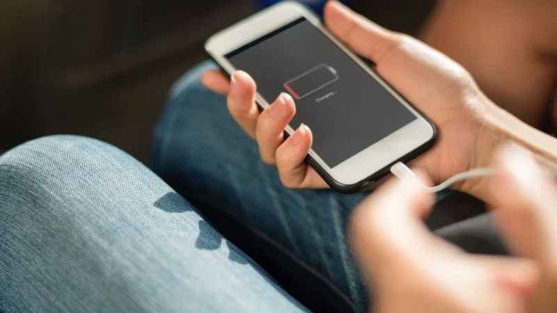 Bateriile cu viață lungă: soluția pentru dispozitivele mobile de astăzi