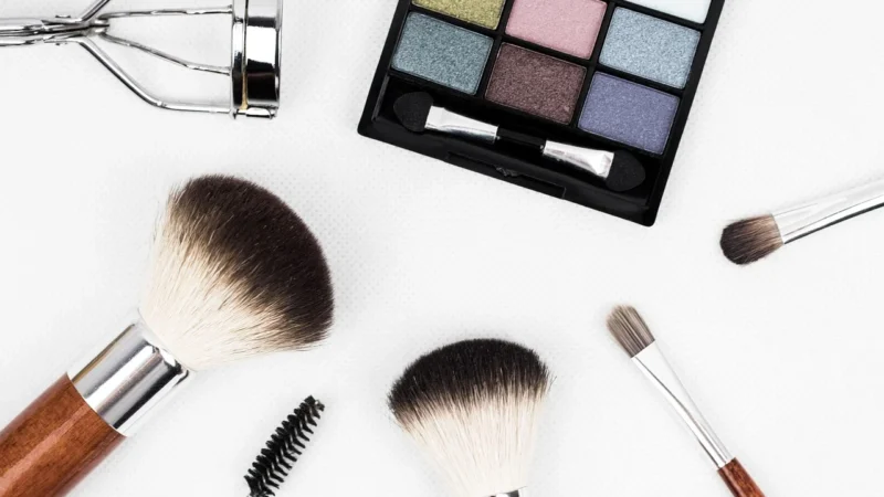 Discover the Best Professional Makeup Cosmetics for a Flawless Look