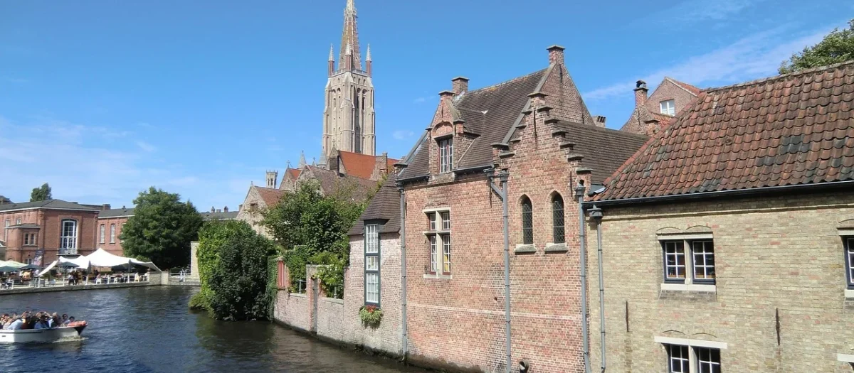Exploring Bruges: The Ultimate Free Walking Tour Experience