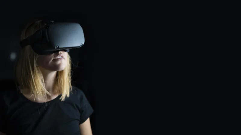 Inovații Tehnologice: Impactul Realității Virtuale