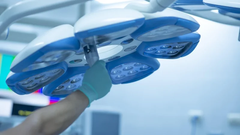 Utilizarea robotică în medicină: Avantaje și provocări